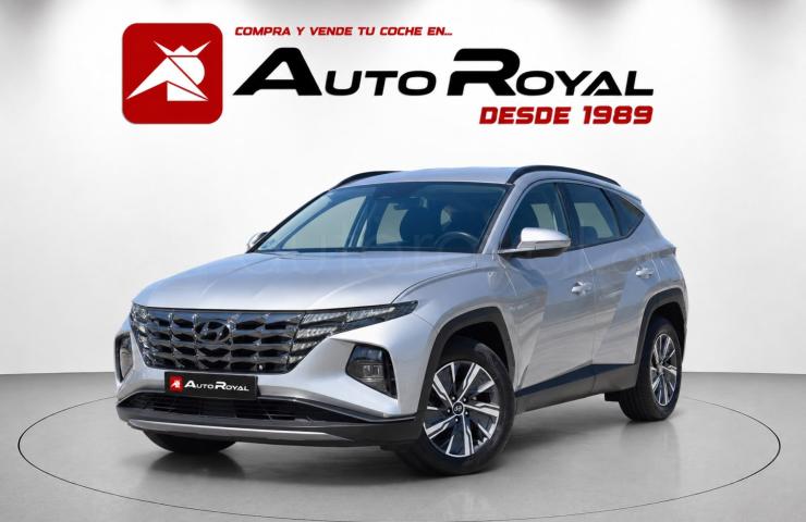 Turismos Todo Terrenos y Furgonetas - Hyundai Tucson 1.6 CRDI 136CV 48V Maxx DCT 4x4 ECO - Coches de segunda mano en Valladolid