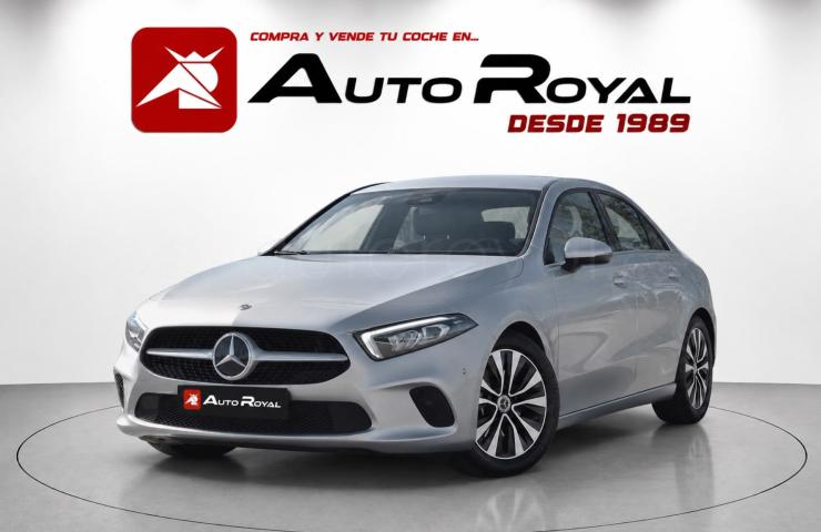 Turismos Todo Terrenos y Furgonetas - Mercedes A 200 d SEDÁN 150CV 8G pROGRESSIVE LINE - Coches de segunda mano en Valladolid