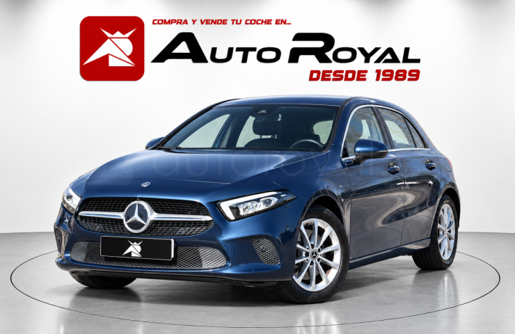 Turismos Todo Terrenos y Furgonetas - Mercedes A 250 e 218CV HÍBRIDO ENCHUFABLE 