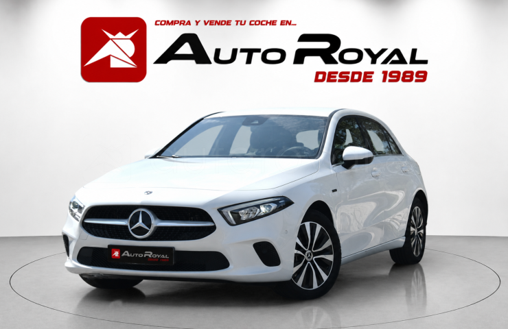 Turismos Todo Terrenos y Furgonetas - Mercedes A 250E PHEV HIBRIDO ADVANTAGE 7G-DCT Etiqueta 0 - Coches de segunda mano en Valladolid