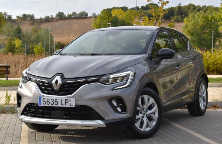 Turismos Todo Terrenos y Furgonetas - Renault Captur Zen TCe 90CV R-LINK LED - Coches de segunda mano en Valladolid