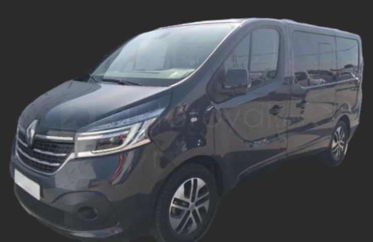 Turismos Todo Terrenos y Furgonetas - Renault Trafic SpaceClass Largo Blue dCi 170cv EDC 9 Plzs. - Coches de segunda mano en Valladolid