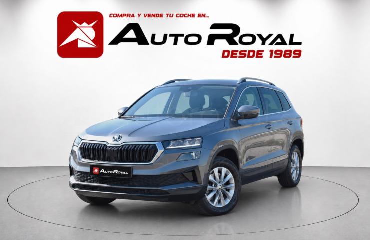 Turismos Todo Terrenos y Furgonetas - Skoda Karoq 2.0 TDI 150CV DSG 4X4 Ambition MULTIMEDIA PACK  - Coches de segunda mano en Valladolid