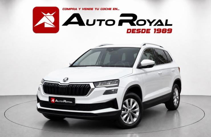 Turismos Todo Terrenos y Furgonetas - Skoda Karoq 2.0 TDI 150CV DSG 4X4 Ambition MULTIMEDIA PACK - Coches de segunda mano en Valladolid