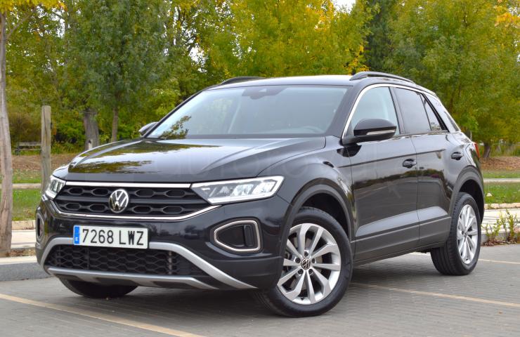 Turismos Todo Terrenos y Furgonetas - Volkswagen T-ROC 2.0 TDI 150CV  DSG ADVANCED MULTILINK - Coches de segunda mano en Valladolid