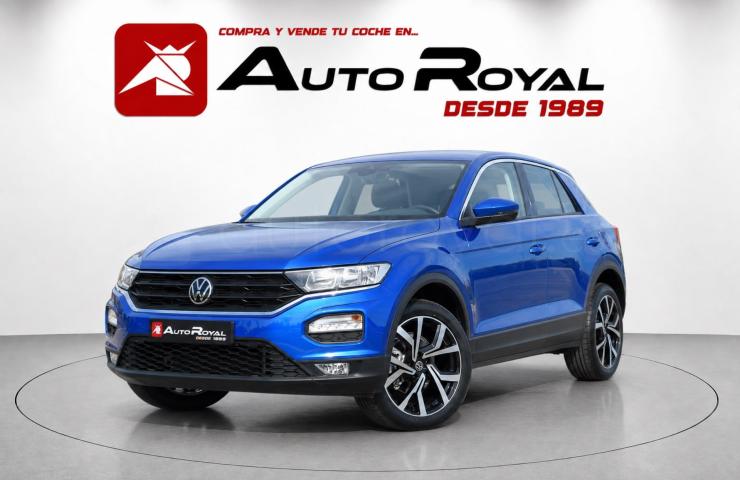 Turismos Todo Terrenos y Furgonetas - Volkswagen T-ROC Advance 1.5 TSI 150CV ¡SÓLO 10.000KM! - Coches de segunda mano en Valladolid