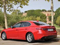 https://autoroyal.es/media/com_expautospro/images/big/turismos_todo_terrenos_y_furgonetas_alfa_romeo_giulia_5f6c6b3ba6ba4.JPG