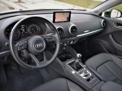 https://autoroyal.es/media/com_expautospro/images/big/turismos_todo_terrenos_y_furgonetas_audi_a3_sportback_61af40ed883b9.JPG