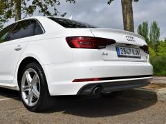 https://autoroyal.es/media/com_expautospro/images/big/turismos_todo_terrenos_y_furgonetas_audi_a4_608973fd19455.JPG