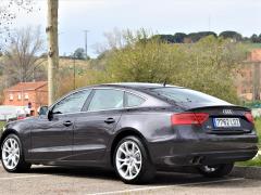 https://autoroyal.es/media/com_expautospro/images/big/turismos_todo_terrenos_y_furgonetas_audi_a5_sportback_5e6a5db9ad21d.JPG