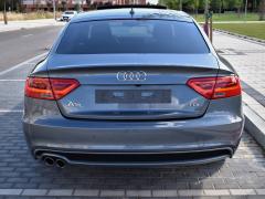 https://autoroyal.es/media/com_expautospro/images/big/turismos_todo_terrenos_y_furgonetas_audi_a5_sportback_60d373595d76c.JPG