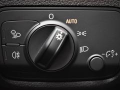 https://autoroyal.es/media/com_expautospro/images/big/turismos_todo_terrenos_y_furgonetas_audi_q2_636a3dbca599a.JPG