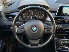 https://autoroyal.es/media/com_expautospro/images/big/turismos_todo_terrenos_y_furgonetas_bmw_216d_6521460ec2e80.jpg