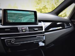 https://autoroyal.es/media/com_expautospro/images/big/turismos_todo_terrenos_y_furgonetas_bmw_220d_60b8b94231ec5.JPG
