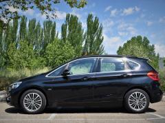 https://autoroyal.es/media/com_expautospro/images/big/turismos_todo_terrenos_y_furgonetas_bmw_220d_60b8b9455c6a5.JPG