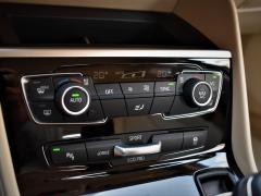 https://autoroyal.es/media/com_expautospro/images/big/turismos_todo_terrenos_y_furgonetas_bmw_225xe_6496d6998b9a2.JPG