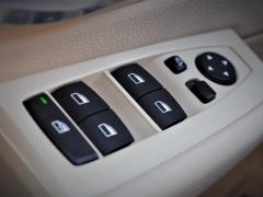 https://autoroyal.es/media/com_expautospro/images/big/turismos_todo_terrenos_y_furgonetas_bmw_225xe_6496d69d779ce.JPG