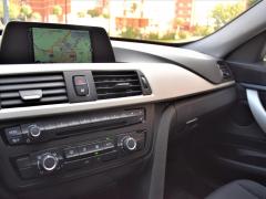 https://autoroyal.es/media/com_expautospro/images/big/turismos_todo_terrenos_y_furgonetas_bmw_318d_gt_5f8d6205d15d4.JPG