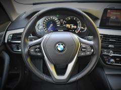 https://autoroyal.es/media/com_expautospro/images/big/turismos_todo_terrenos_y_furgonetas_bmw_520d_6091660dde1a5.JPG