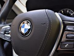 https://autoroyal.es/media/com_expautospro/images/big/turismos_todo_terrenos_y_furgonetas_bmw_520d_6091660f5d01b.JPG
