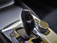 https://autoroyal.es/media/com_expautospro/images/big/turismos_todo_terrenos_y_furgonetas_bmw_520d_6091661657085.JPG