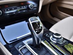 https://autoroyal.es/media/com_expautospro/images/big/turismos_todo_terrenos_y_furgonetas_bmw_525d_5f2acabb72bd7.JPG