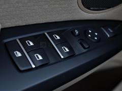 https://autoroyal.es/media/com_expautospro/images/big/turismos_todo_terrenos_y_furgonetas_bmw_x3_5fe473ee2d8fc.JPG