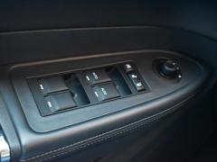 https://autoroyal.es/media/com_expautospro/images/big/turismos_todo_terrenos_y_furgonetas_chrysler_300_c_5f0c4d389a9f7.JPG