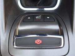 https://autoroyal.es/media/com_expautospro/images/big/turismos_todo_terrenos_y_furgonetas_citroen_c5_6a326f7e8e719.JPG