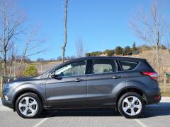https://autoroyal.es/media/com_expautospro/images/big/turismos_todo_terrenos_y_furgonetas_ford_kuga_61e98eb0d8a2a.JPG