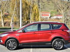 https://autoroyal.es/media/com_expautospro/images/big/turismos_todo_terrenos_y_furgonetas_ford_kuga_63a0ba9dc204f.JPG