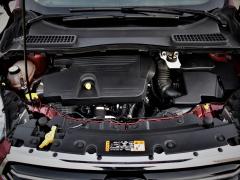 https://autoroyal.es/media/com_expautospro/images/big/turismos_todo_terrenos_y_furgonetas_ford_kuga_63a0ba9ea8a34.JPG