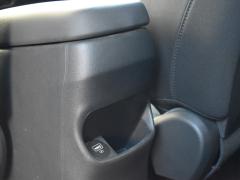 https://autoroyal.es/media/com_expautospro/images/big/turismos_todo_terrenos_y_furgonetas_hyundai_kona_69305ca9093e9.JPG