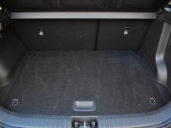 https://autoroyal.es/media/com_expautospro/images/big/turismos_todo_terrenos_y_furgonetas_hyundai_kona_69305cabd1c18.JPG