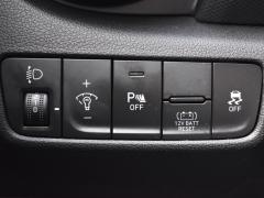 https://autoroyal.es/media/com_expautospro/images/big/turismos_todo_terrenos_y_furgonetas_hyundai_kona_6ac0ed2275bd2.JPG