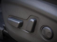 https://autoroyal.es/media/com_expautospro/images/big/turismos_todo_terrenos_y_furgonetas_hyundai_tucson_60927d4760ef8.JPG