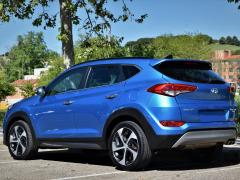 https://autoroyal.es/media/com_expautospro/images/big/turismos_todo_terrenos_y_furgonetas_hyundai_tucson_60927d51cfcf1.JPG