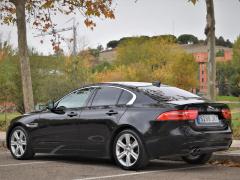 https://autoroyal.es/media/com_expautospro/images/big/turismos_todo_terrenos_y_furgonetas_jaguar_xe_5f97fa78bb89f.JPG