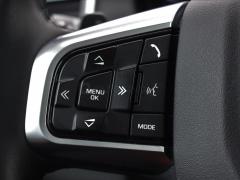 https://autoroyal.es/media/com_expautospro/images/big/turismos_todo_terrenos_y_furgonetas_land_rover_discovery_sport_60084bb1c1d24.JPG