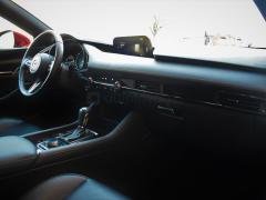 https://autoroyal.es/media/com_expautospro/images/big/turismos_todo_terrenos_y_furgonetas_mazda_159_6048a9595252f.JPG