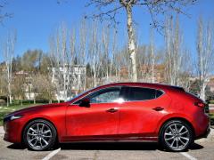 https://autoroyal.es/media/com_expautospro/images/big/turismos_todo_terrenos_y_furgonetas_mazda_159_6048a9627a3ee.JPG