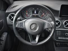 https://autoroyal.es/media/com_expautospro/images/big/turismos_todo_terrenos_y_furgonetas_mercedes_a_180_6046076e8c8b4.JPG