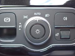https://autoroyal.es/media/com_expautospro/images/big/turismos_todo_terrenos_y_furgonetas_mercedes_a_180_6a900c93bae39.JPG