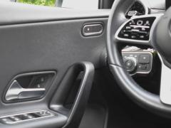 https://autoroyal.es/media/com_expautospro/images/big/turismos_todo_terrenos_y_furgonetas_mercedes_a_180_6a900ca6505c5.JPG