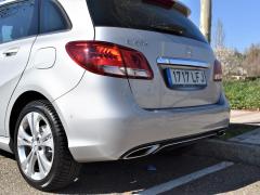 https://autoroyal.es/media/com_expautospro/images/big/turismos_todo_terrenos_y_furgonetas_mercedes_b_180_5e4fa7723fd6f.JPG