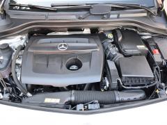 https://autoroyal.es/media/com_expautospro/images/big/turismos_todo_terrenos_y_furgonetas_mercedes_b_180_5e4fa77acf1cb.JPG