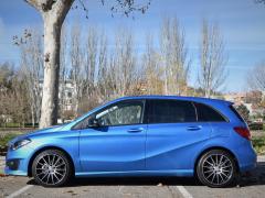 https://autoroyal.es/media/com_expautospro/images/big/turismos_todo_terrenos_y_furgonetas_mercedes_b_180_5fbbe24bc9674.JPG
