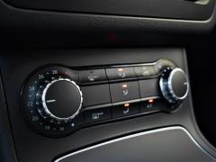 https://autoroyal.es/media/com_expautospro/images/big/turismos_todo_terrenos_y_furgonetas_mercedes_b_180_5fbbe272afa60.JPG