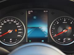 https://autoroyal.es/media/com_expautospro/images/big/turismos_todo_terrenos_y_furgonetas_mercedes_c_200_6831aea880d79.JPG