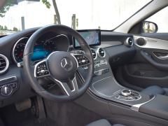 https://autoroyal.es/media/com_expautospro/images/big/turismos_todo_terrenos_y_furgonetas_mercedes_c_220d_6847095fe0691.JPG